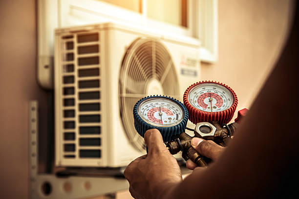 Professional Hvac Maintenance technician working in Lothian, MD